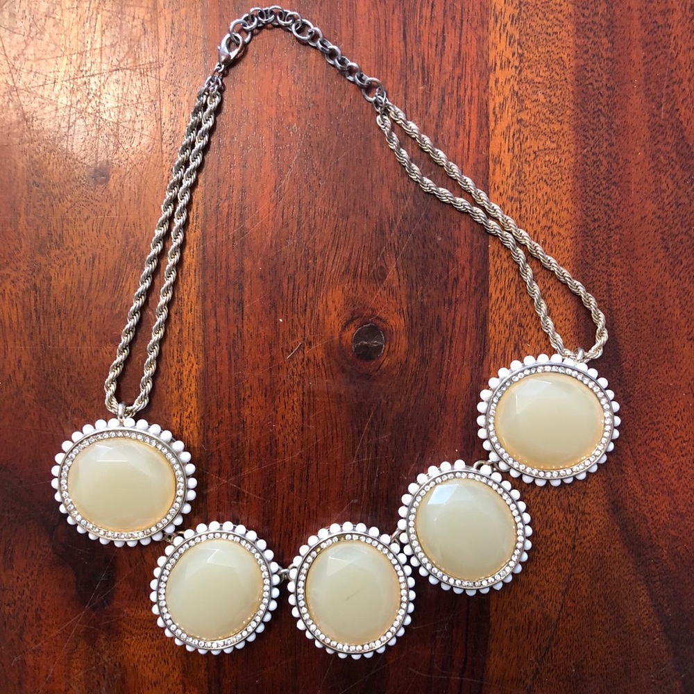 Statement necklace